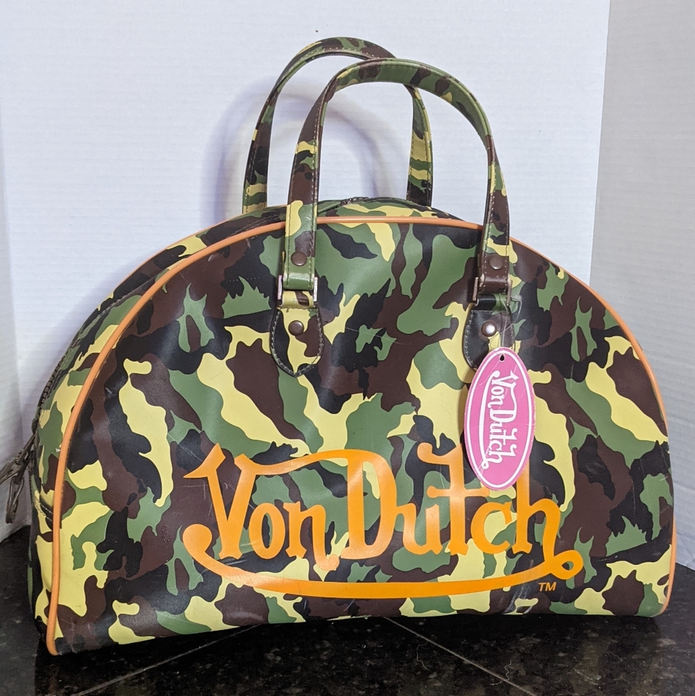 Von Dutch medium size bowling bag